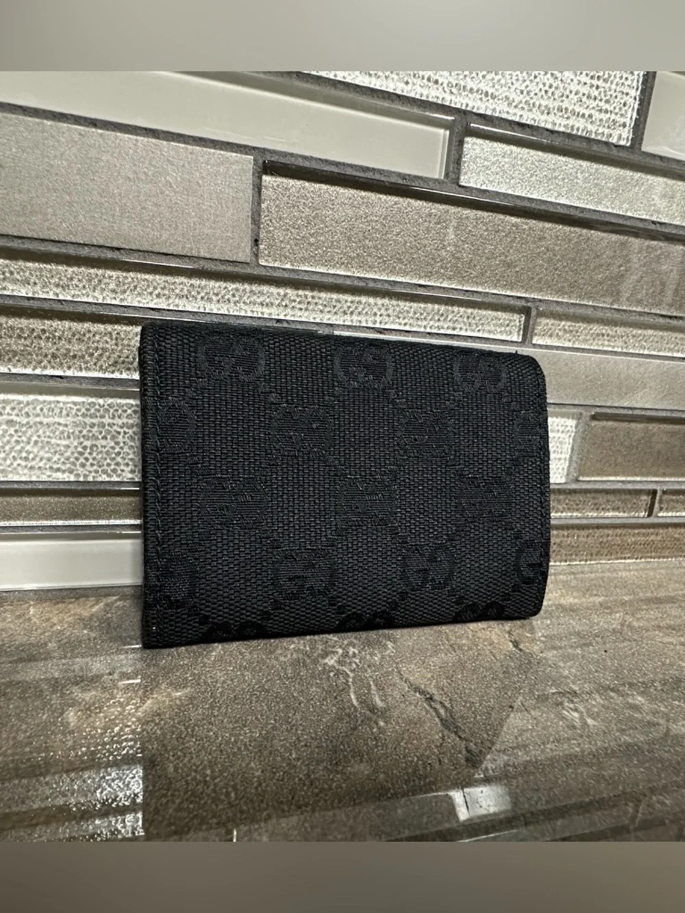 Gucci Black GG monogram canvas card holder - Picture 2 of 6